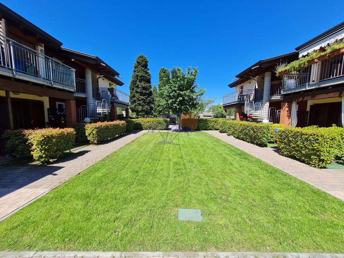 Residenza La Corte Appartement Castelnuovo del Garda Buitenkant foto