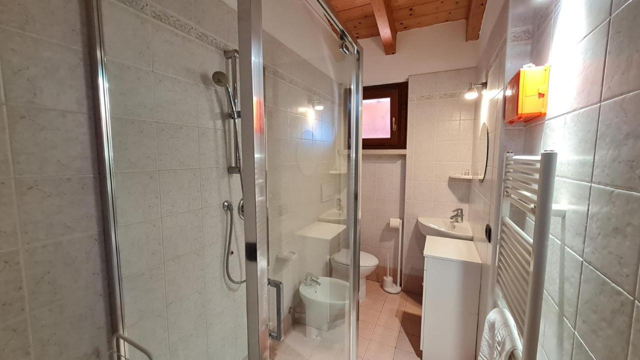 Residenza La Corte Appartement Castelnuovo del Garda Buitenkant foto